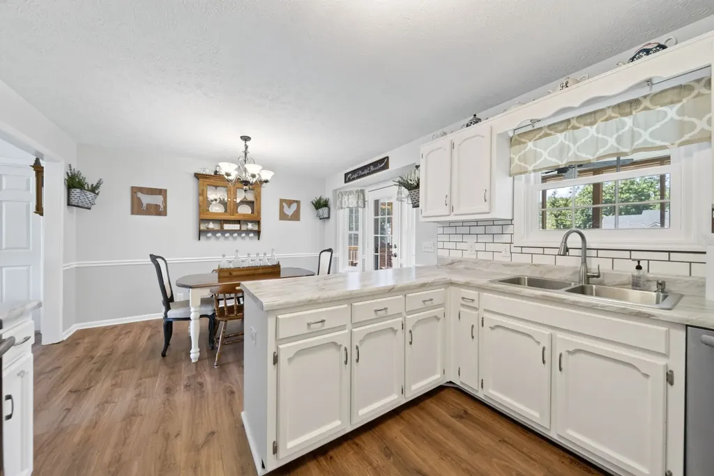 602 Highland Drive White House TN 37188