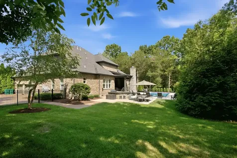 1807 Eaves Court Nolensville TN 37135