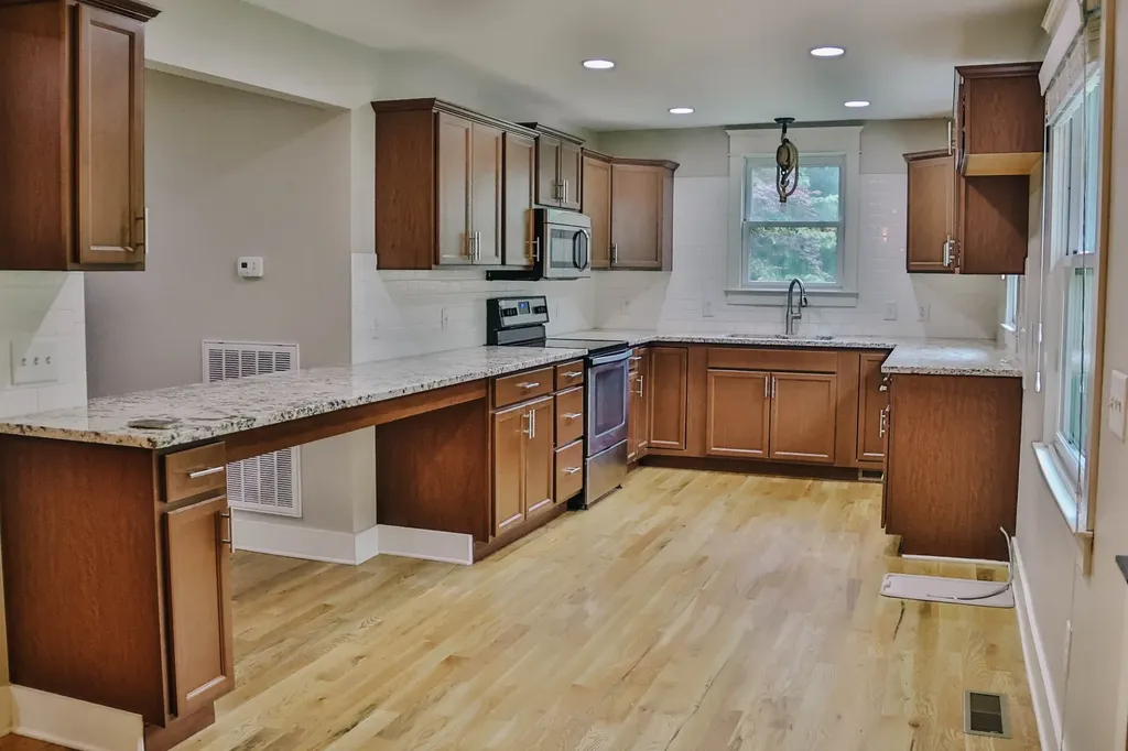 1660 Leatherwood Road White Bluff TN 37187