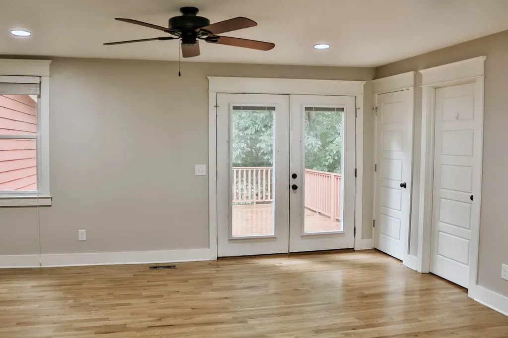 1660 Leatherwood Road White Bluff TN 37187