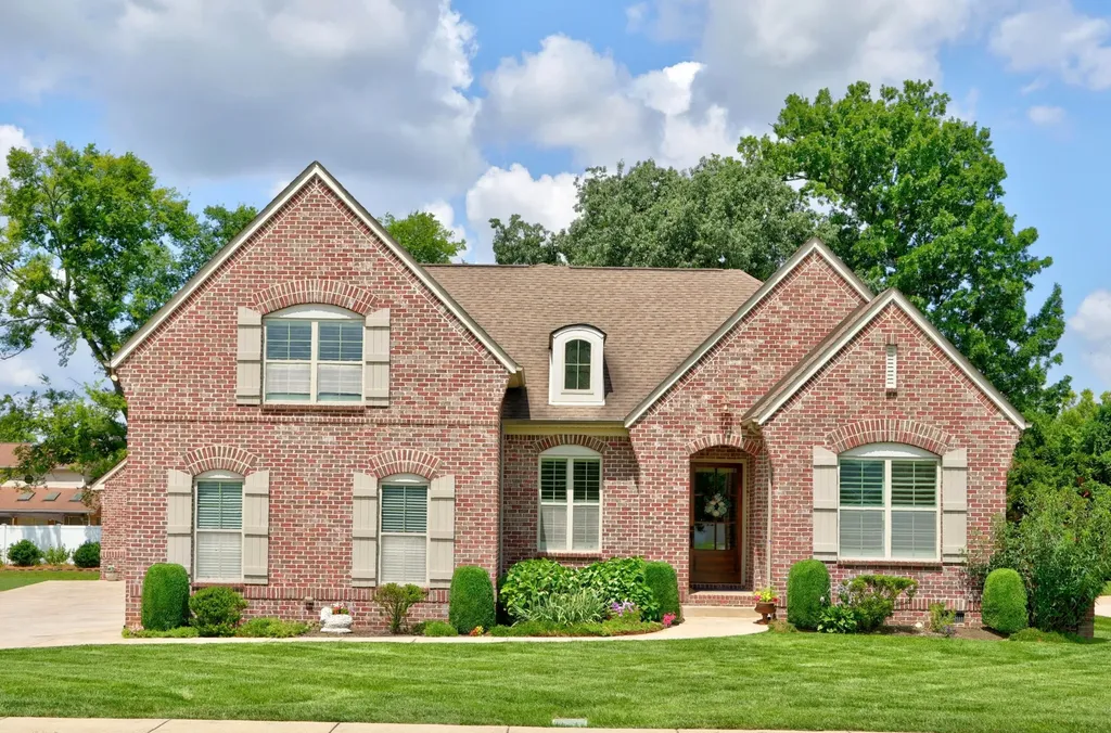 2727 Wynthrope Hall Drive Murfreesboro TN 37129