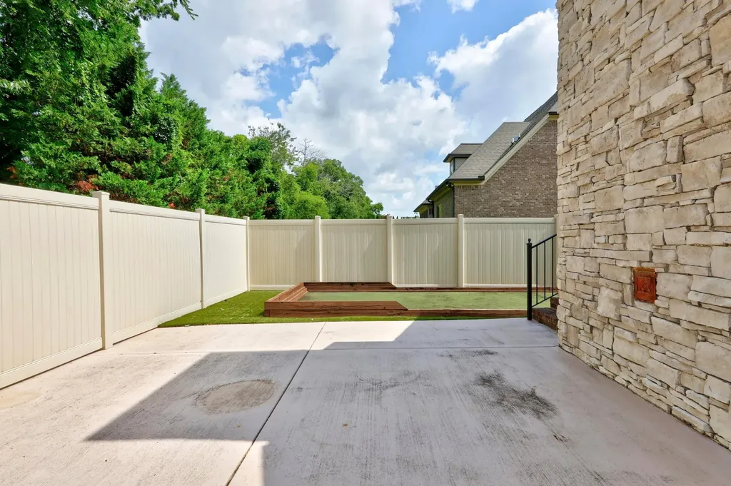 2727 Wynthrope Hall Drive Murfreesboro TN 37129