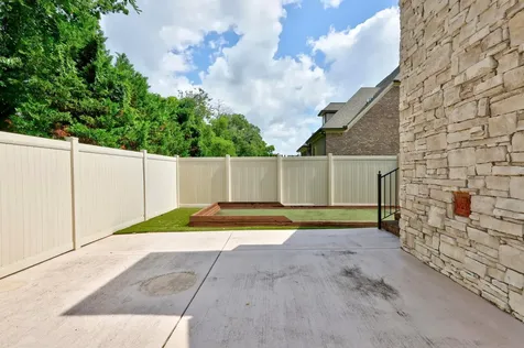 2727 Wynthrope Hall Drive Murfreesboro TN 37129