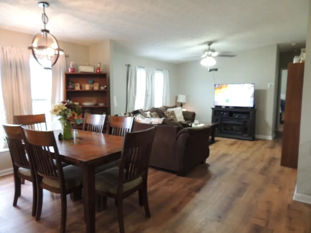 168 Lbj Drive Gallatin TN 37066