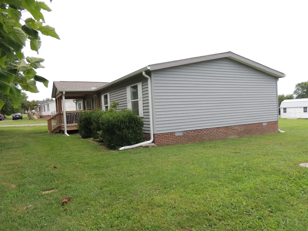 168 Lbj Drive Gallatin TN 37066