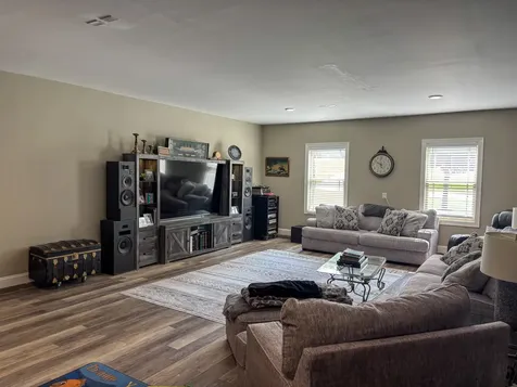 6880 Buffalo Drive La Vergne TN 37086