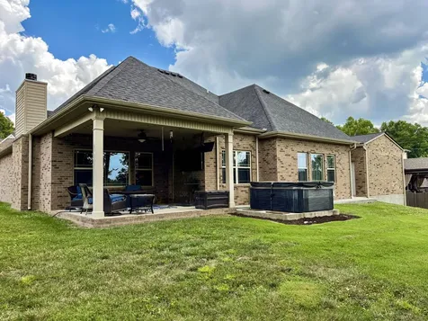 6880 Buffalo Drive La Vergne TN 37086