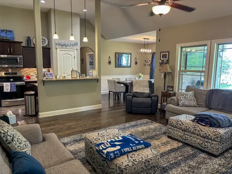 6880 Buffalo Drive La Vergne TN 37086