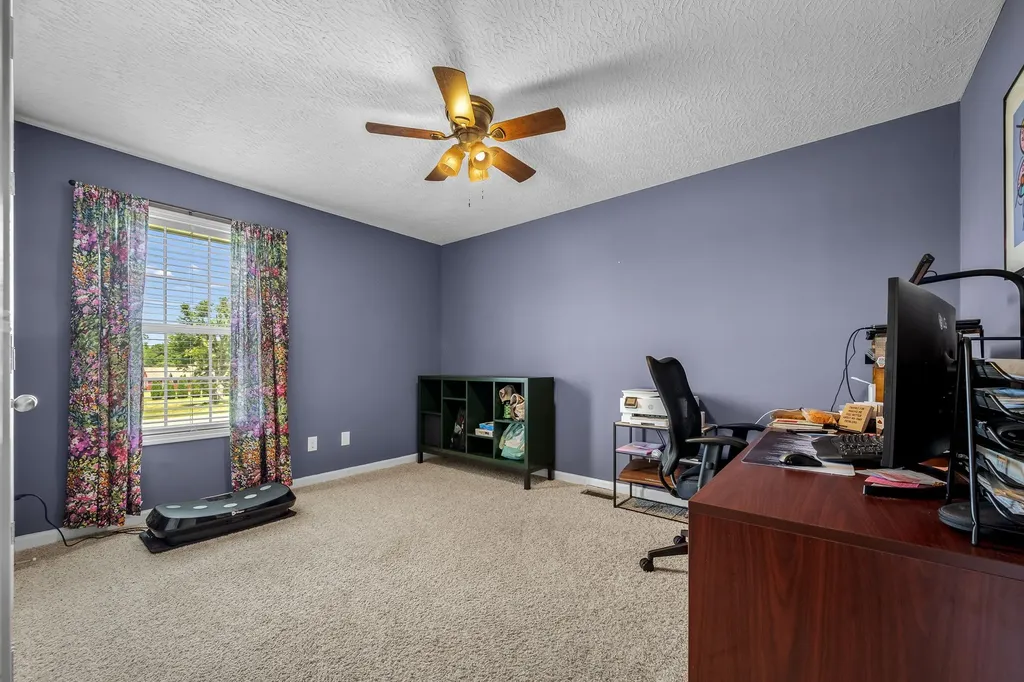 1012 Peak Drive Castalian Springs TN 37031