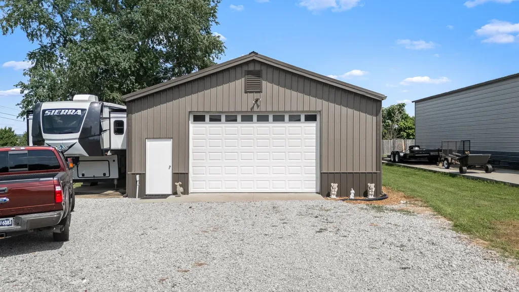 1012 Peak Drive Castalian Springs TN 37031