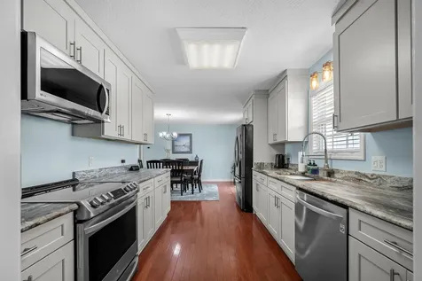 1012 Peak Drive Castalian Springs TN 37031