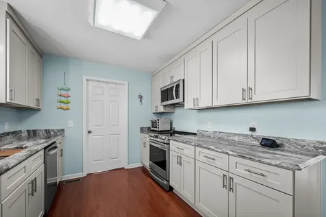 1012 Peak Drive Castalian Springs TN 37031