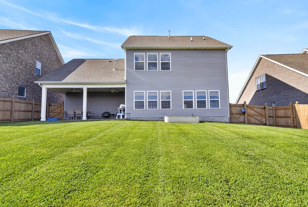 729 Pebble Creek Lane Lebanon TN 37090