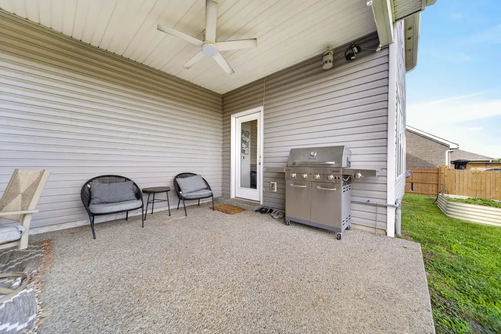 729 Pebble Creek Lane Lebanon TN 37090