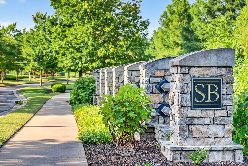 729 Pebble Creek Lane Lebanon TN 37090