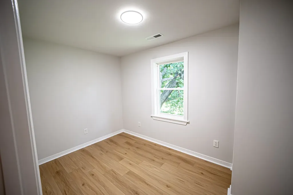 254 Dupont Avenue Madison TN 37115