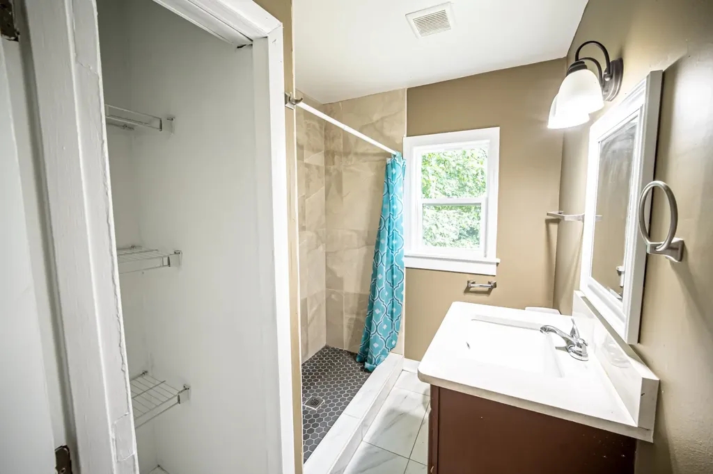 254 Dupont Avenue Madison TN 37115
