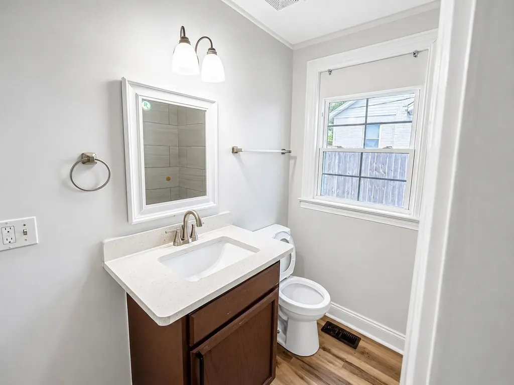 254 Dupont Avenue Madison TN 37115