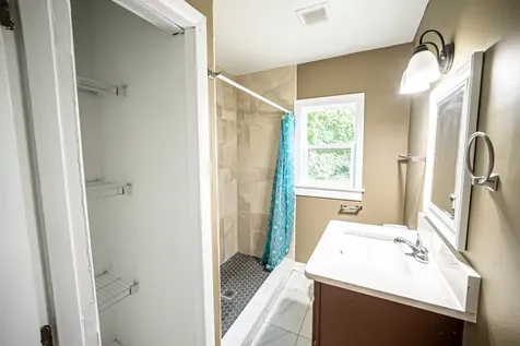 254 Dupont Avenue Madison TN 37115