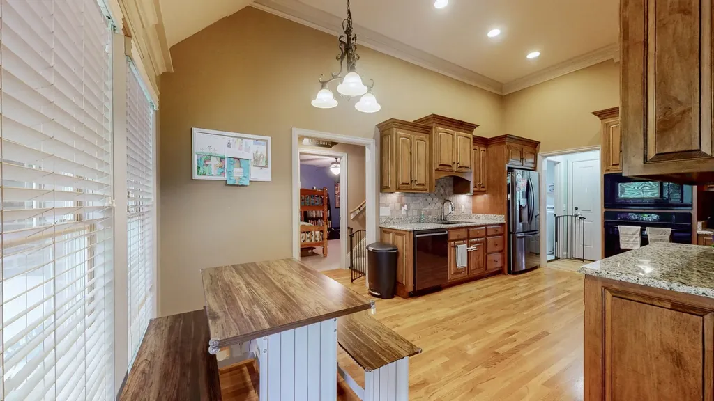 1007 Briarwood Drive Cottontown TN 37048