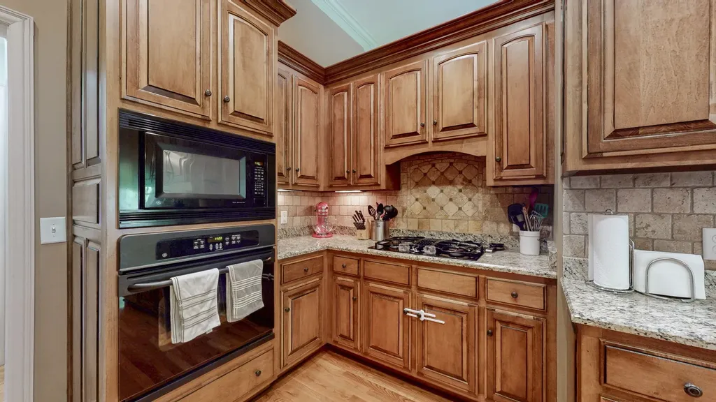 1007 Briarwood Drive Cottontown TN 37048