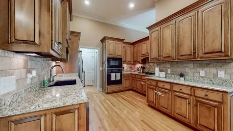 1007 Briarwood Drive Cottontown TN 37048