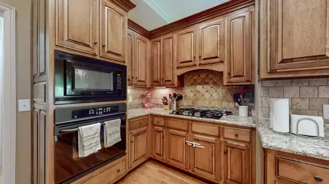 1007 Briarwood Drive Cottontown TN 37048