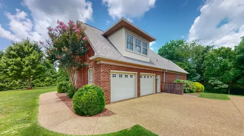 1007 Briarwood Drive Cottontown TN 37048