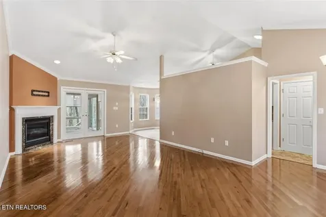 111 Kawatuska Way Loudon TN 37774