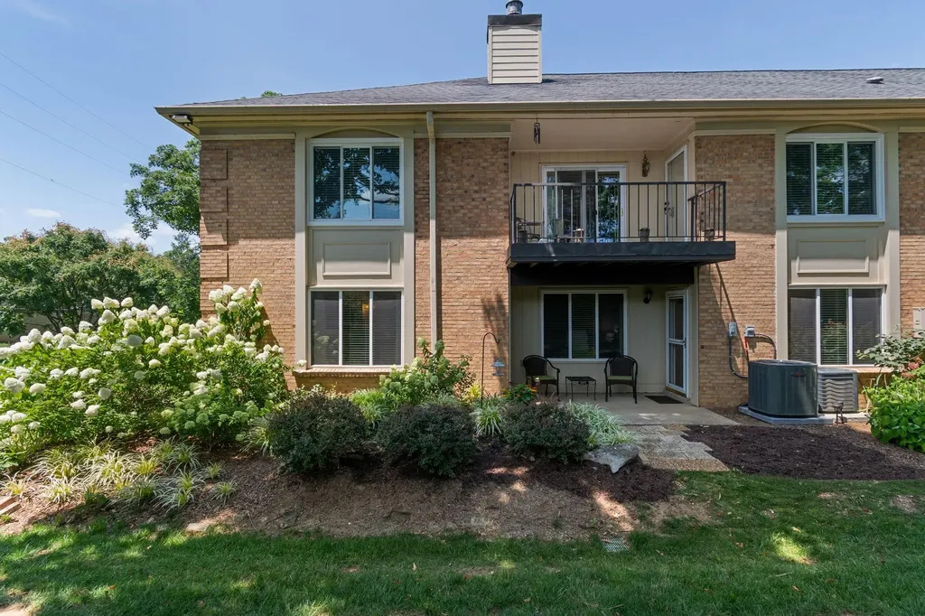 4487 Post Place Nashville TN 37205