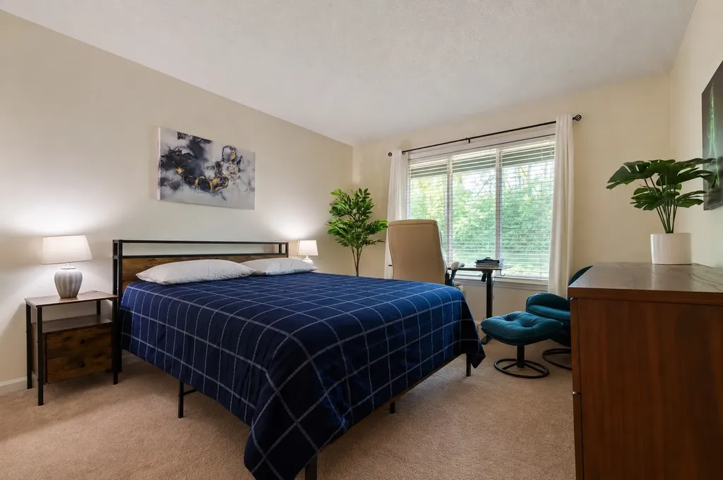 4487 Post Place Nashville TN 37205