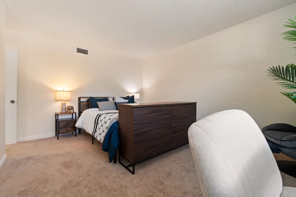4487 Post Place Nashville TN 37205