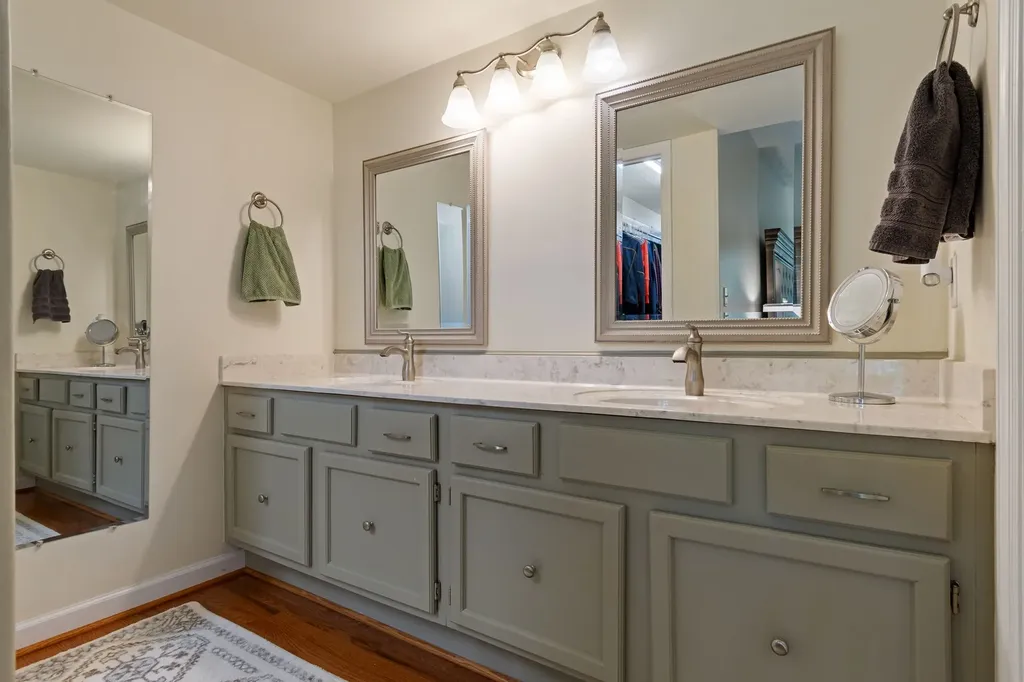 4487 Post Place Nashville TN 37205