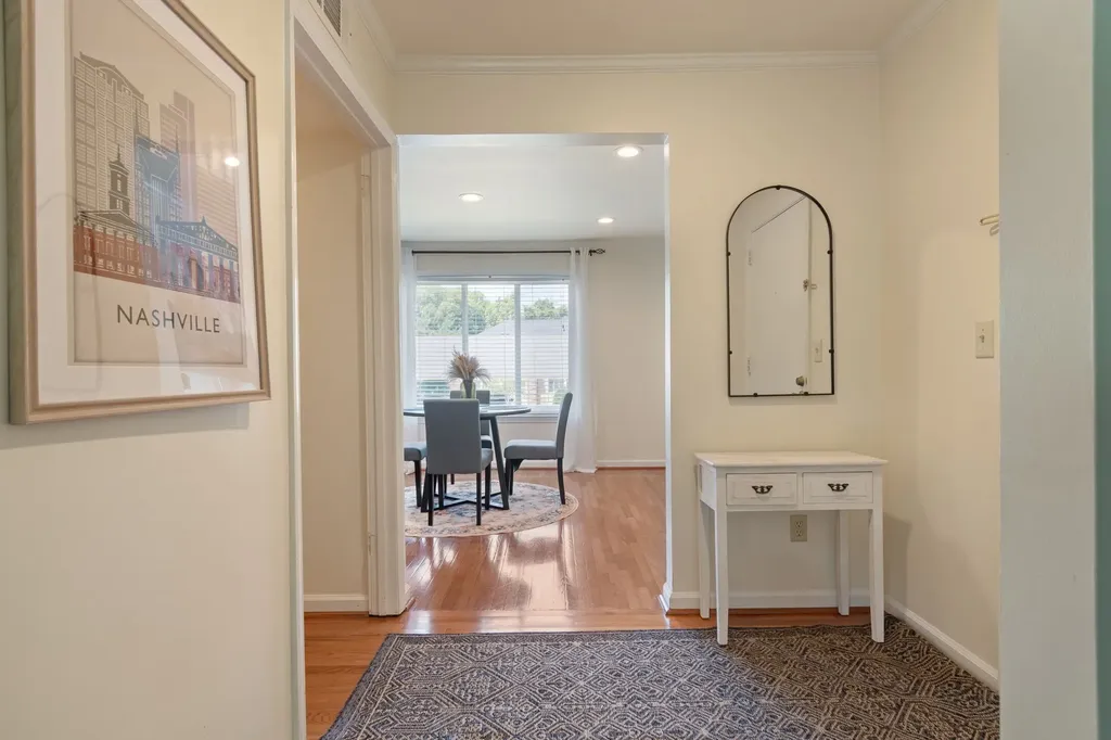 4487 Post Place Nashville TN 37205