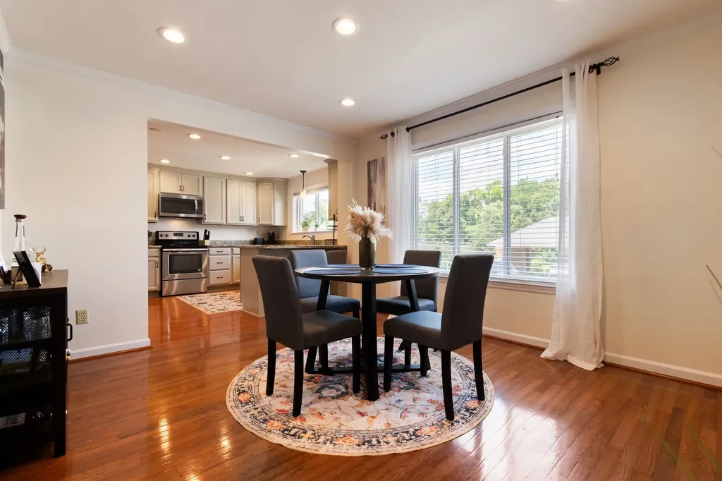 4487 Post Place Nashville TN 37205