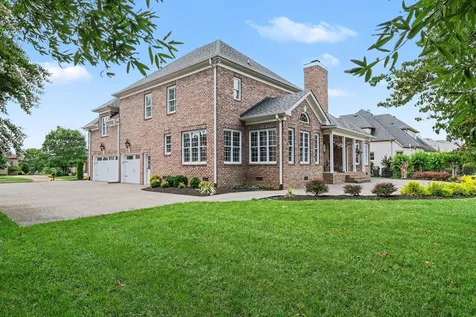 936 Plantation Boulevard Gallatin TN 37066