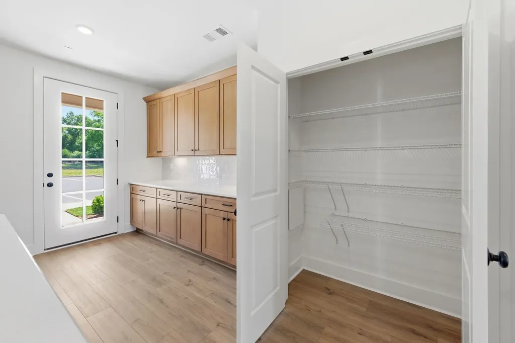 140 Nearwater Place Hendersonville TN 37075