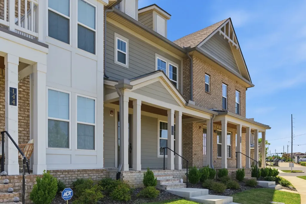 140 Nearwater Place Hendersonville TN 37075