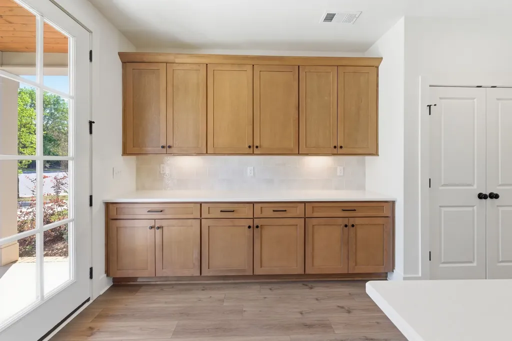 140 Nearwater Place Hendersonville TN 37075