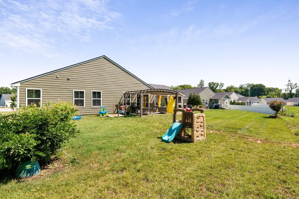 813 Rae Drive Columbia TN 38401