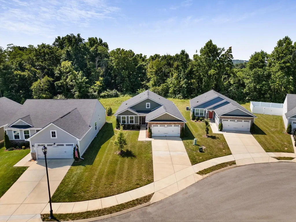 813 Rae Drive Columbia TN 38401