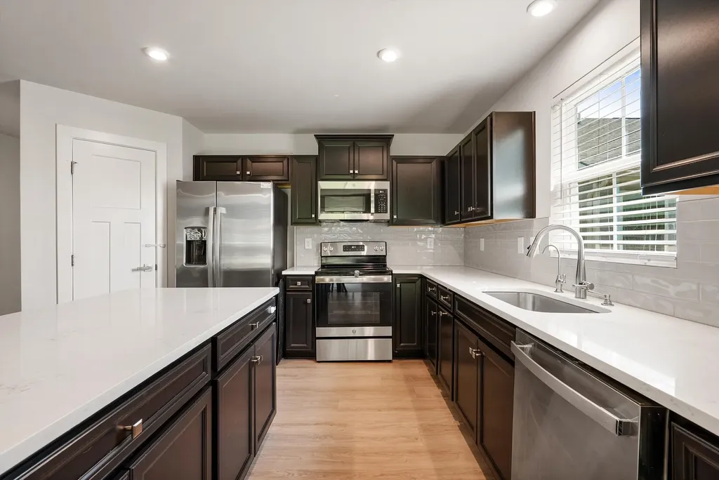 813 Rae Drive Columbia TN 38401