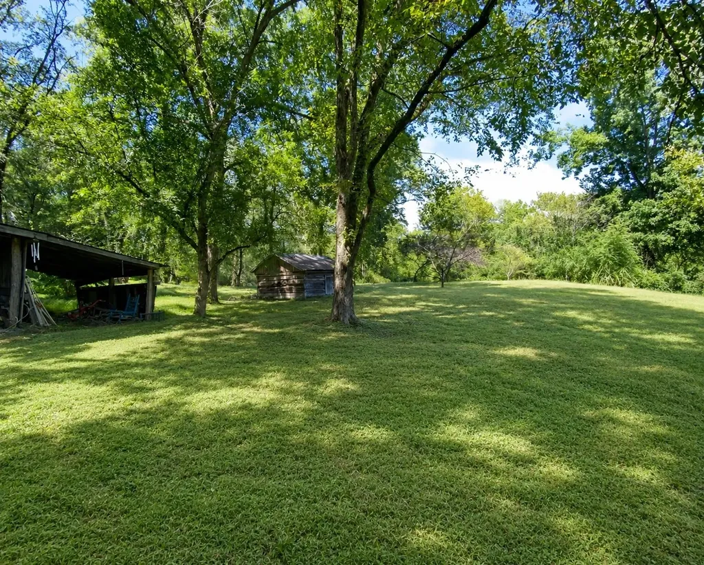200 Holmes Creek Road Smithville TN 37166