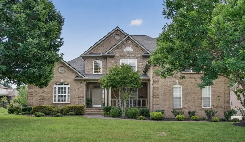 105 Beacon Light Cove Hendersonville TN 37075