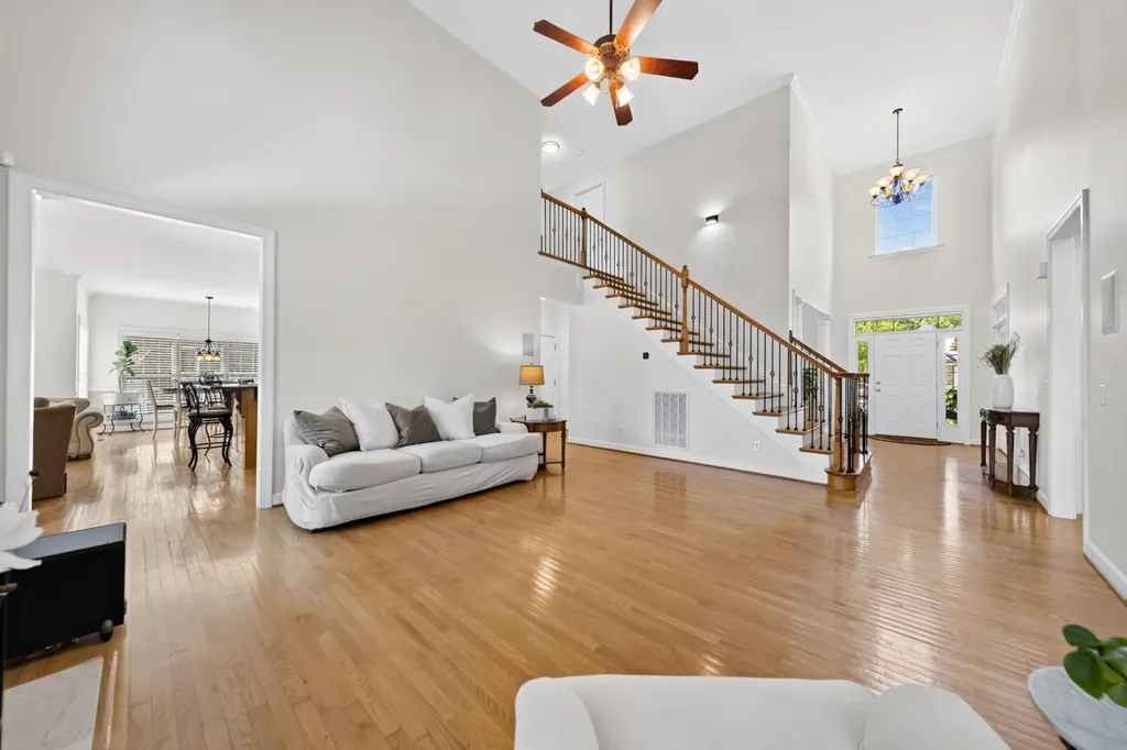 105 Beacon Light Cove Hendersonville TN 37075