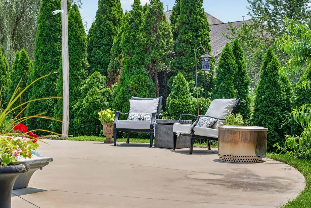 105 Beacon Light Cove Hendersonville TN 37075