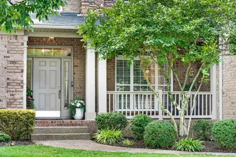 105 Beacon Light Cove Hendersonville TN 37075
