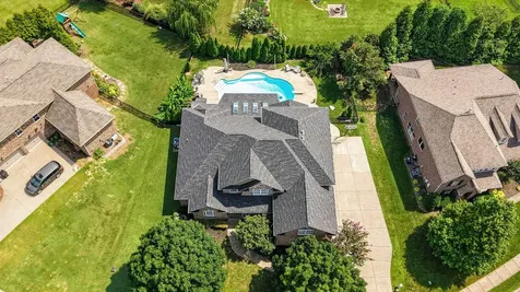 105 Beacon Light Cove Hendersonville TN 37075