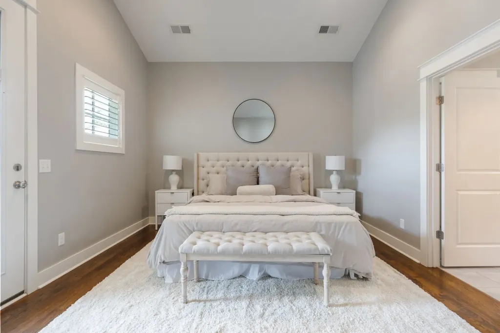 908B Gale Lane Nashville TN 37204