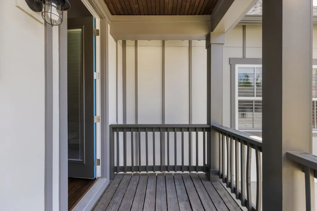 908B Gale Lane Nashville TN 37204